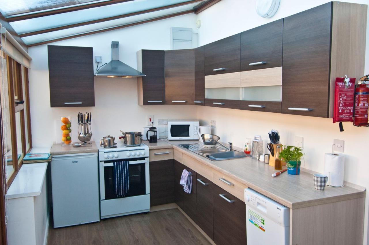 פת'רד און סי Hookless Holiday Homes מראה חיצוני תמונה