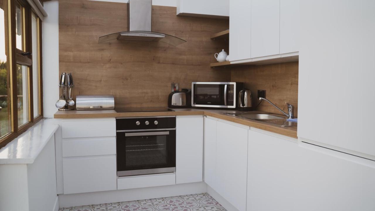 פת'רד און סי Hookless Holiday Homes מראה חיצוני תמונה