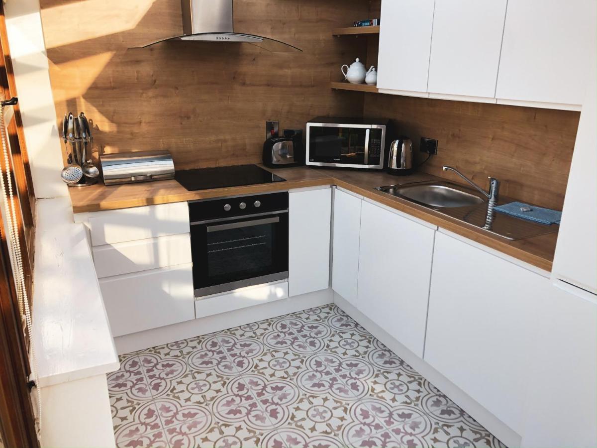 פת'רד און סי Hookless Holiday Homes מראה חיצוני תמונה